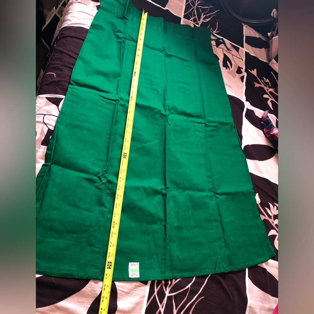 Under skirt saree petticoat - Picture 3 of 3